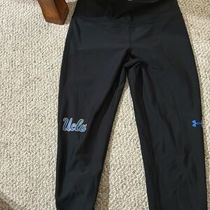 Women’s black  ucla leggings 25”. Medium.